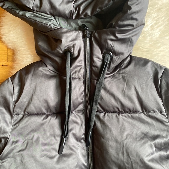 ZARA Long Black Puff Coat - Picture 6 of 8